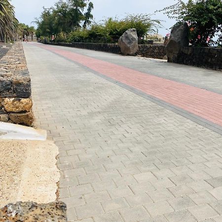 Lc Bastian Marina Bungalow Costa Teguise Kültér fotó