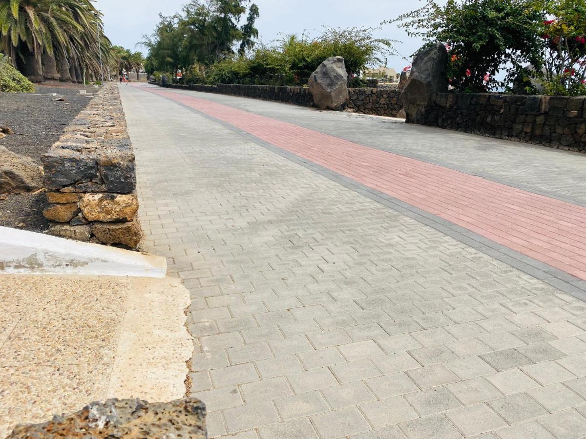 Lc Bastian Marina Bungalow Costa Teguise Kültér fotó
